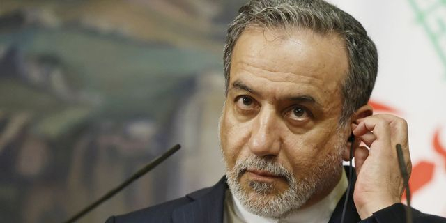 Ο υπουργός Εξωτερικών της χώρας Αμπάς Αραγτσί