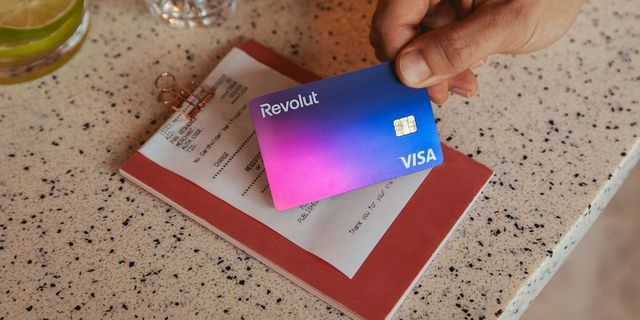 Revolut: Ιδρύει υποκατάστημα μετά την έγκριση της ΤτΕ