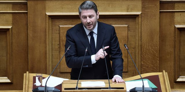 Ανδρουλάκης: Προτεραιότητα η αναγέννηση της εγχώριας αμυντικής βιομηχανίας