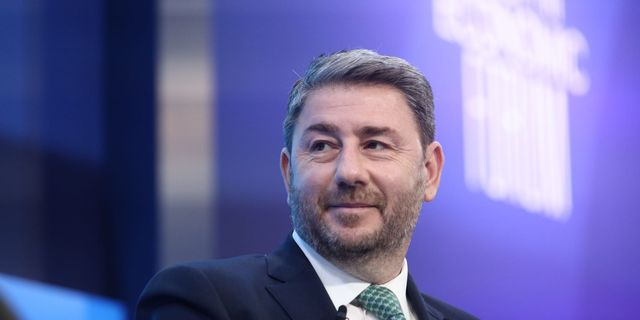 Ανδρουλάκης: Πρέπει να πάψουμε να είμαστε μόνο καταναλωτές, αλλά να είμαστε και συμπαραγωγοί εξοπλισμών