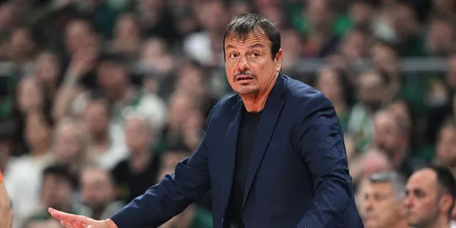 Η ομιλία του Αταμάν στα αποδυτήρια: “Καλωσορίζουμε τον Ματίας στην ομάδα μας ξανά”