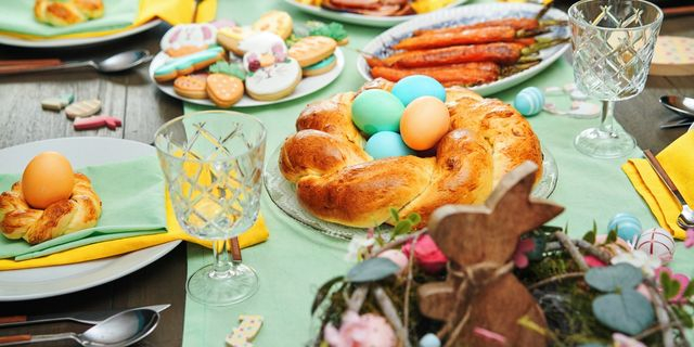 Οδηγίες για ένα ασφαλές πασχαλινό τραπέζι – Τι να προσέξετε
