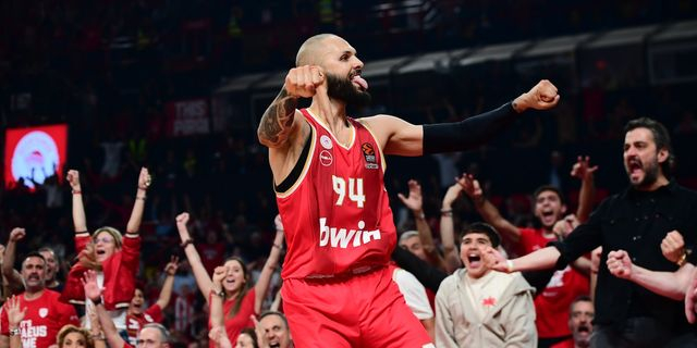 Φουρνιέ στο SPORT24: “Θα δώσουμε ό,τι έχουμε για να κλείσουμε τη σεζόν με τίτλο”