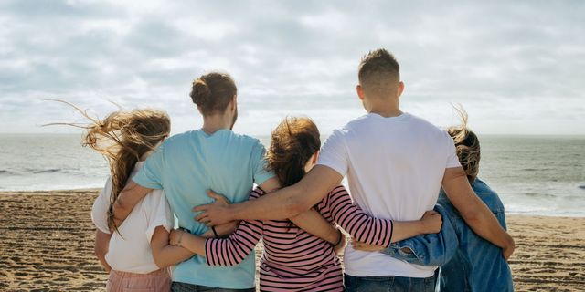 Youth Pass 2025: Άνοιξαν οι αιτήσεις για τα 150 ευρώ – Οι δικαιούχοι