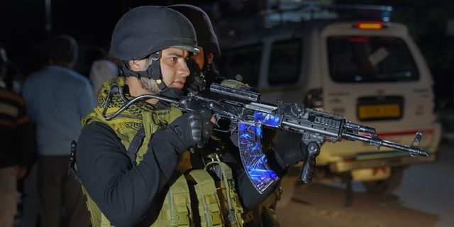 Ινδία: Τουλάχιστον 24 νεκροί έπειτα από επίθεση ενόπλων σε τουρίστες στο Κασμίρ