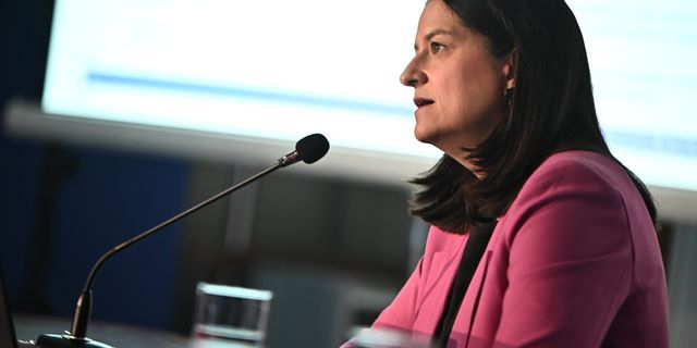 Πρεμιέρα για τον νέο κατώτατο μισθό – Επτά ερωτήματα και απαντήσεις