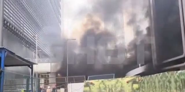 Μόσχα: Φωτιά σε αυτοκίνητο και έκρηξη σε εμπορικό κέντρο