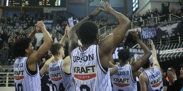 ΠΑΟΚ – ΑΕΚ Betsson 94-69: Τρίποντη καταιγίδα από τους “ασπρόμαυρους” και 1-1