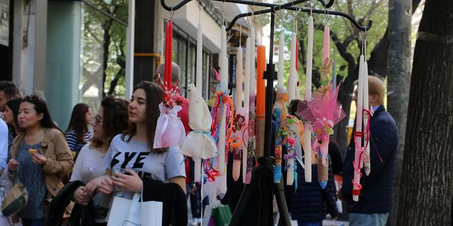 Εορταστικό ωράριο: Πώς θα λειτουργούν τα καταστήματα το Πάσχα