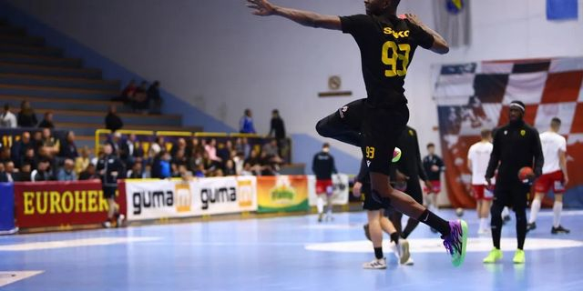 Ιζβιντάτς – ΑΕΚ 28-24: Στον τελικό του EHF European Cup η Ένωση
