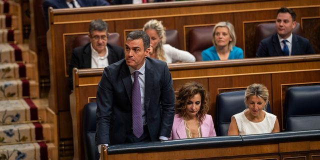 Ισπανία: “Φωτιά” στον κυβερνητικό συνασπισμό λόγω αγοράς πυρομαχικών από Ισραήλ