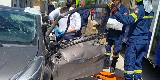 Σύγκρουση ΙΧ με τρένο στην Πάτρα: Διαψεύδει πως επέστρεφε από εφημερία 36 ωρών η γιατρός