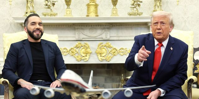Επεισόδιο Τραμπ με δημοσιογράφο του CNN στον Λευκό Οίκο – “Αρρωστημένοι, κανάλι με χαμηλά νούμερα”