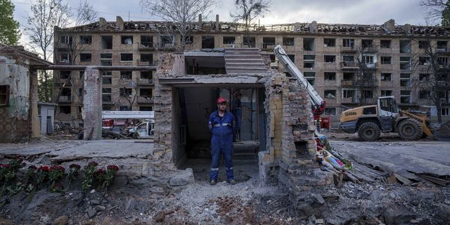 Η Ουκρανία καλεί τη Ρωσία να εφαρμόσει αμέσως μία κατάπαυση πυρός, για “τουλάχιστον 30 ημέρες”