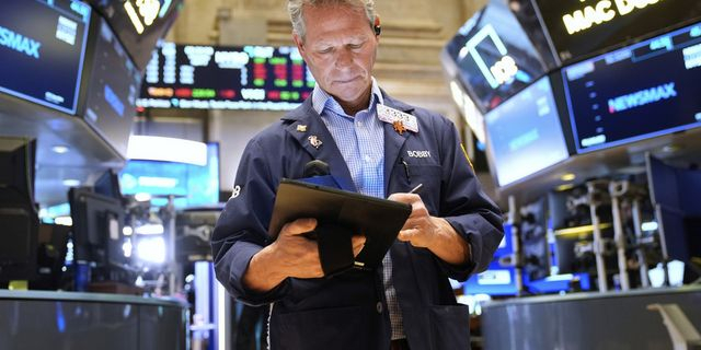 Δασμοί Τραμπ: Κατρακυλούν τα χρηματιστήρια – “Καμπανάκι” ΔΝΤ για την παγκόσμια οικονομία