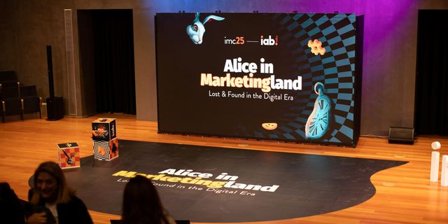 IMC25: Ένα εμπνευστικό ταξίδι στη Χώρα του Marketing από τον IAB Hellas