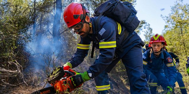 Οι εθελοντές δασοπυροσβέστες δεν είναι ήρωες