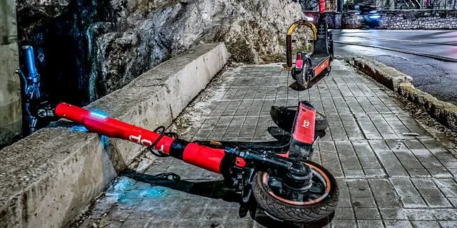 Ποιο είναι το πρόβλημα με τα ηλεκτρικά πατίνια στην Αθήνα;
