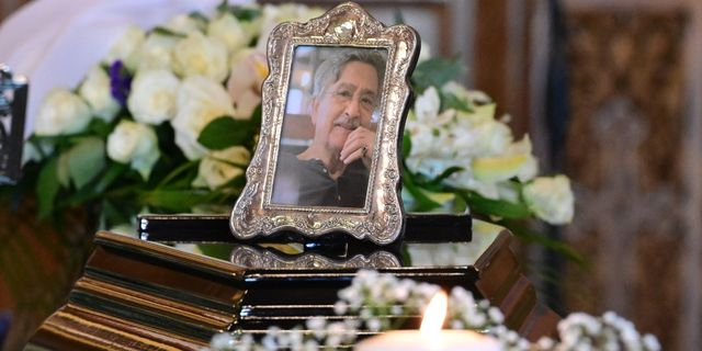 Νίκος Γαλανός: Συγκίνηση στην κηδεία του σπουδαίου ηθοποιού