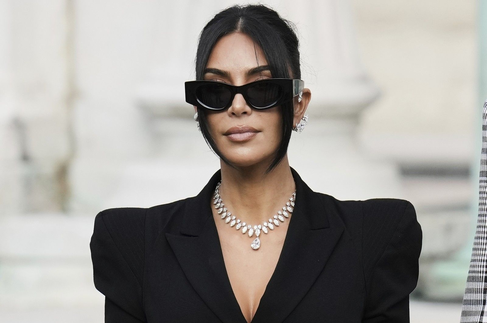Η Kim Kardashian τώρα και απόφοιτος Νομικής