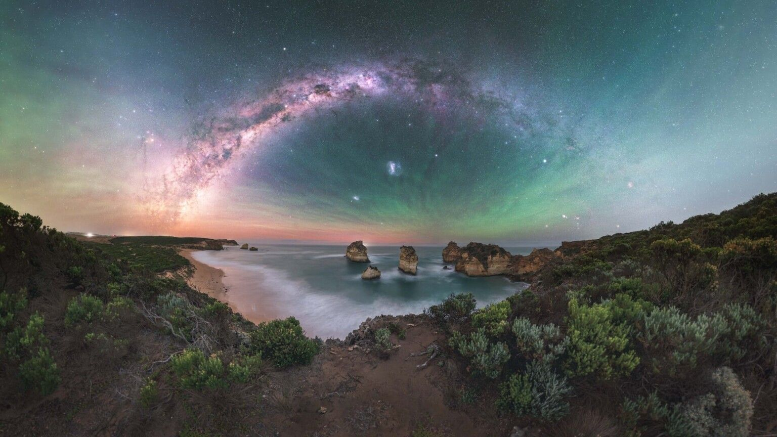 “Diamond Beach Emerald Sky” – Brent Martin