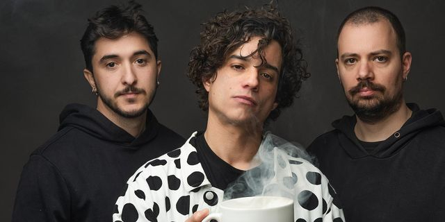 The Page Of Cups: H ελληνική μπάντα ξανά στο Glastonbury Festival