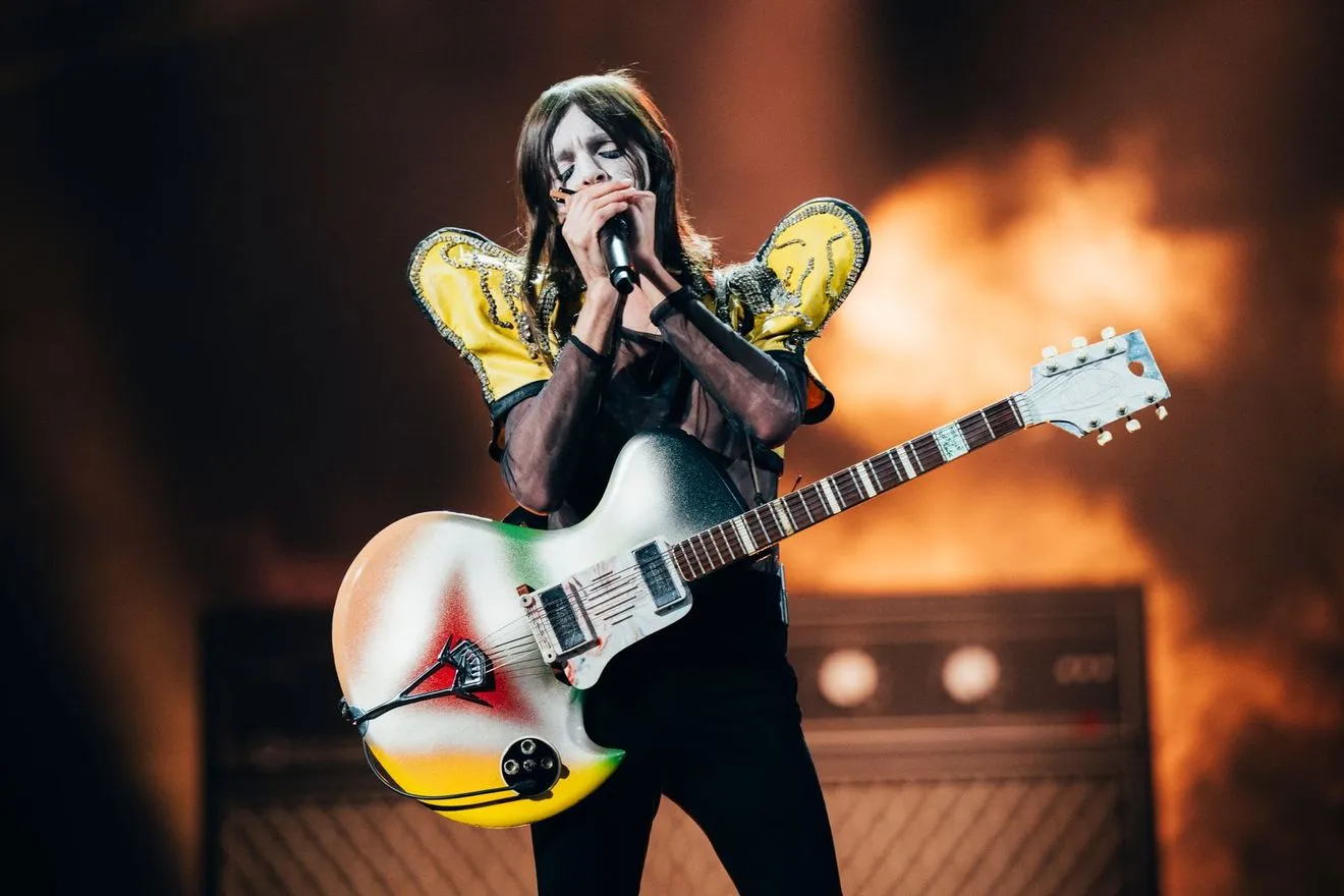 Eurovision 2025: Ο τραγουδιστής της Ιταλίας έκανε κάτι που απαγορεύεται πάνω στη σκηνή