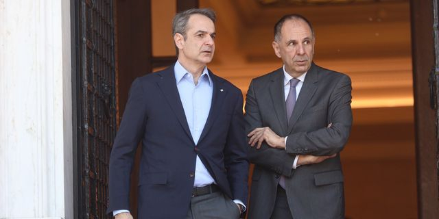 Μικρή χώρα διαπράττει μεγάλη ατιμία…