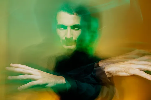 Tigran Hamasyan παρουσιάζει το “The Bird Of A Thousand Voices” στο Θέατρο Δόρα Στράτου