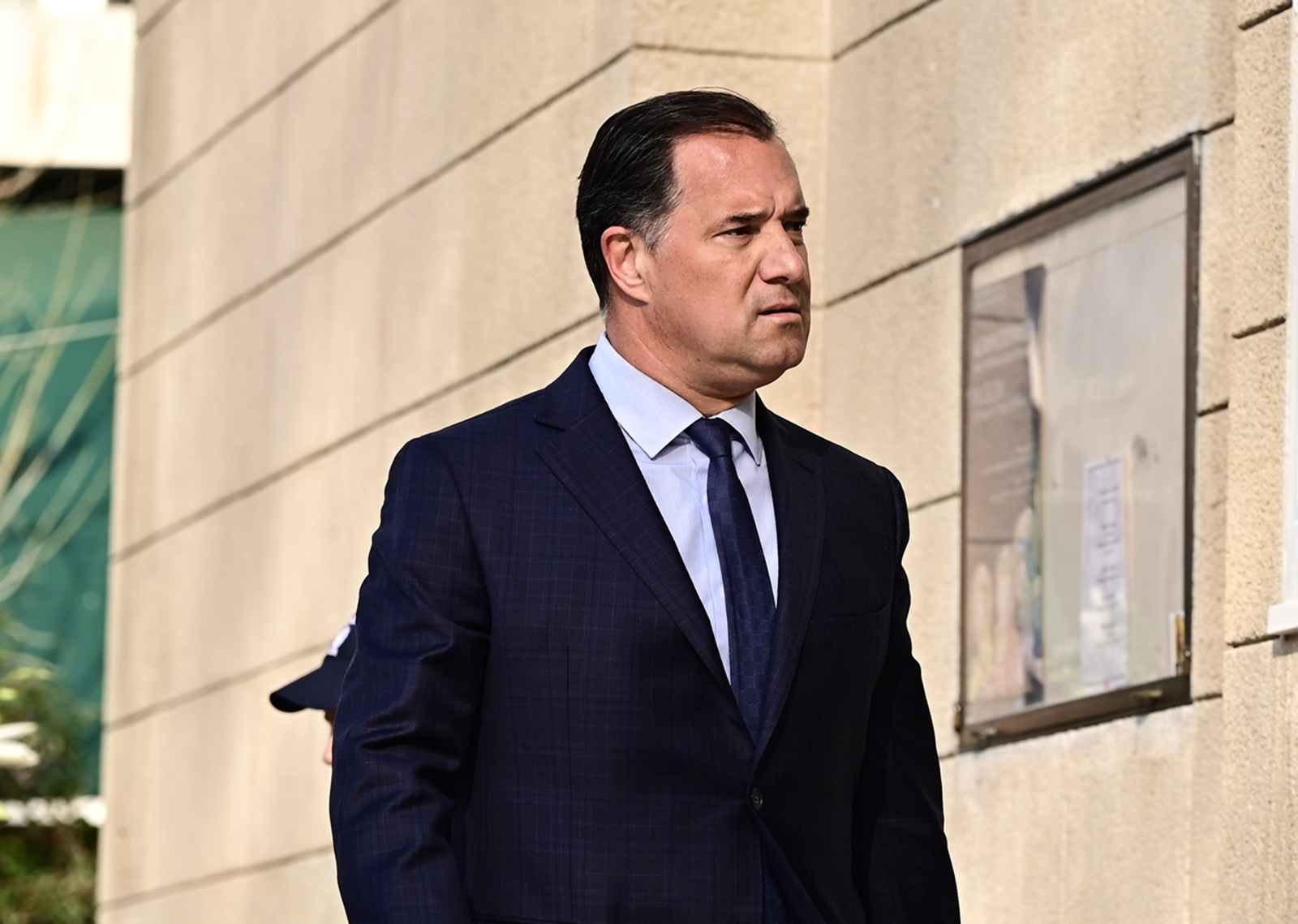 Άδωνις για νοσοκομείο Κορίνθου: Η ψευδοροφή ξηλώθηκε από εργαζόμενους