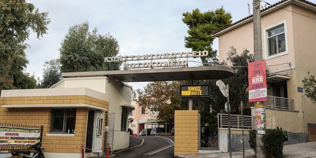 Γ.Ν. Κωνσταντοπούλειο: Διέρρηξαν την εκκλησία, έσπασαν εικόνες και έκλεψαν  το παγκάρι
