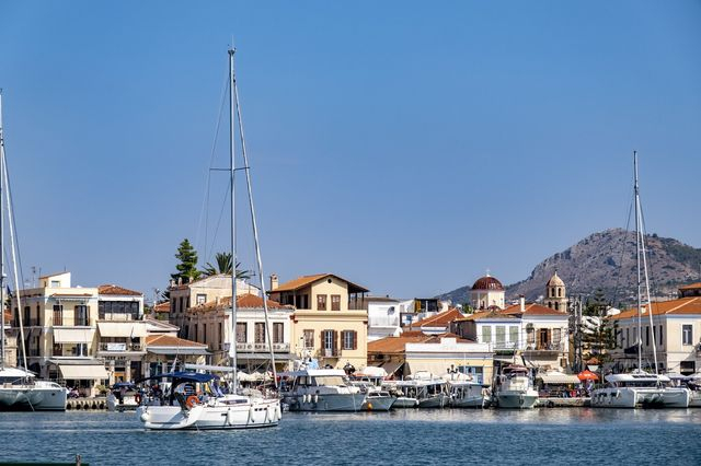 Αίγινα: Τραυματίστηκε 9χρονος στο λιμάνι κατά την επιβίβασή του σε πλοίο
