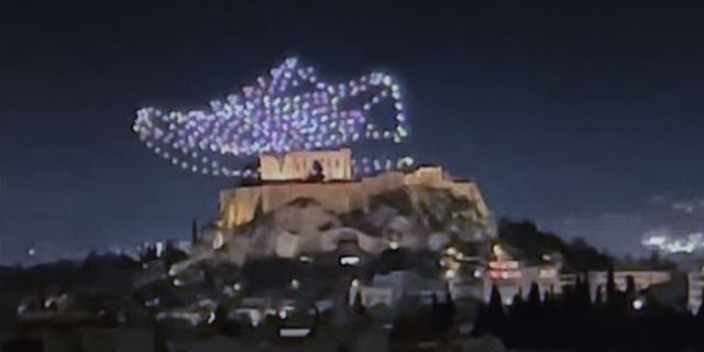 Τι απαντούν Adidas και Αρχή Πολιτικής Αεροπορίας για το σόου πάνω από την Ακρόπολη