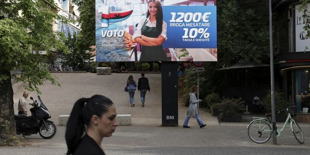 Αλβανία: Οι εκλογές ως θέαμα σ’ ένα τοπίο μεταπολιτικής