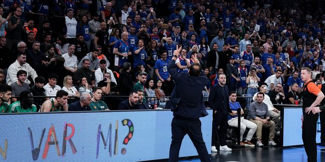 EUROLEAGUE 2024-2025 / PLAYOFFS / GAME-4 / ΑΝΑΝΤΟΛΟΥ ΕΦΕΣ - ΠΑΝΑΘΗΝΑΙΚΟΣ.