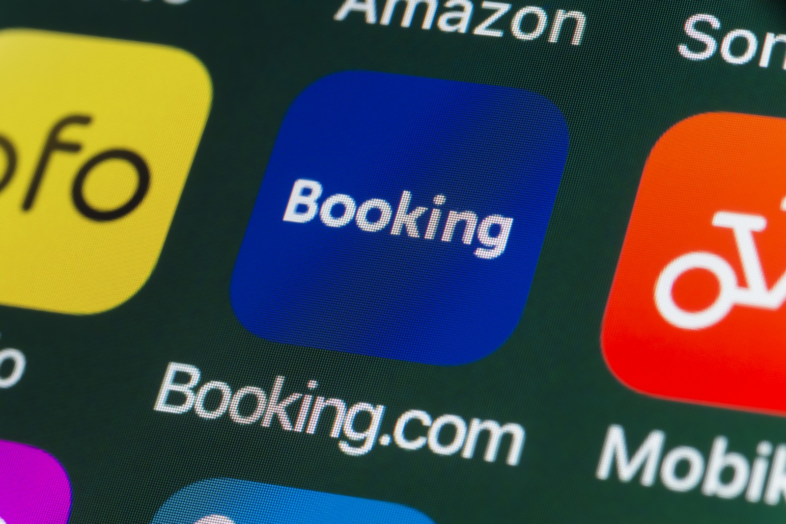 Έρευνα της ΕΕ για τη Booking: Στο κάδρο ψεύτικες καταχωρίσεις και απάτες phishing