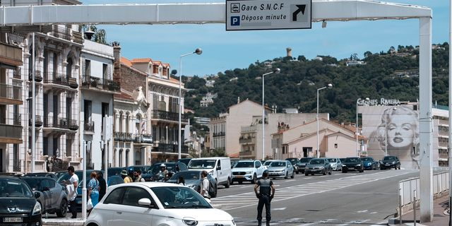 Γαλλία: Σαμποτάζ η διακοπή της ηλεκτροδότησης στην πόλη των Καννών