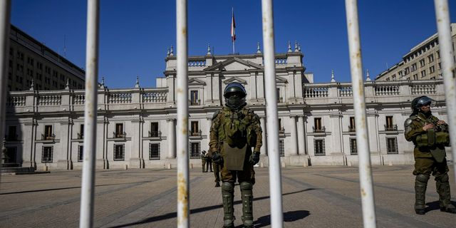 Χιλή: Εκκενώθηκε το προεδρικό μέγαρο λόγω έντονης οσμής αερίου