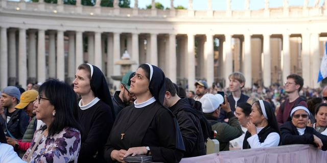 Βατικανό: Συνεχίζεται σήμερα το Κονκλάβιο – Η διαδικασία