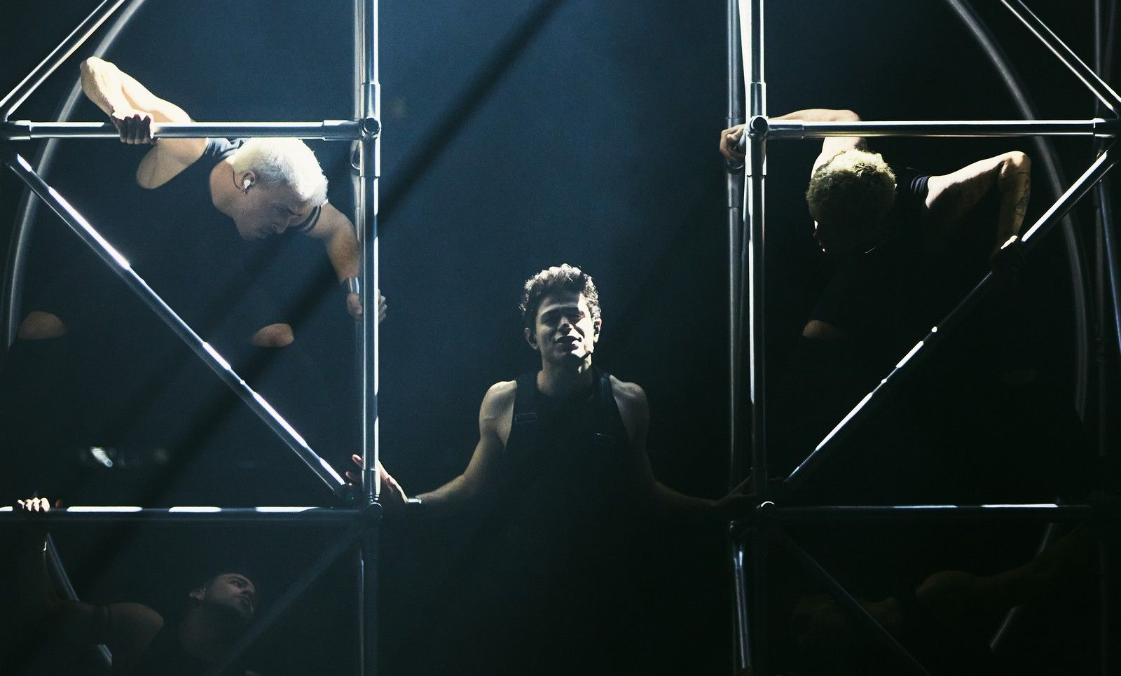 Στη σκηνή tτης Eurovision ο Theo Evan για την Κύπρο με το κομμάτι «Shh».