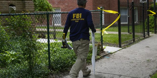 Διευθυντής FBI: Τρομοκρατική ενέργεια η επίθεση στην Ουάσινγκτον