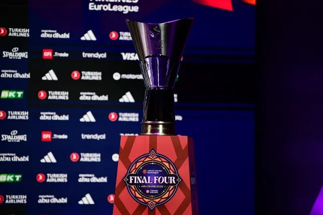 Συνελήφθη σε πολυτελές ξενοδοχείο η γυναίκα που εξαπατούσε με δήθεν εισιτήρια για το Άμπου Ντάμπι