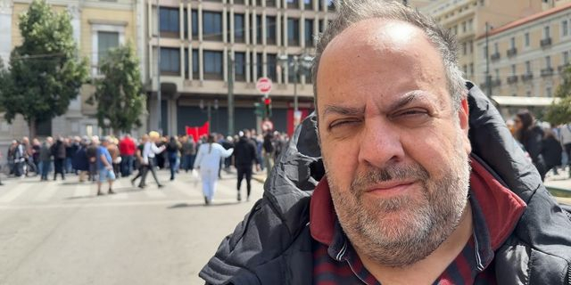 Κώστας Γενιδούνιας: “Βρήκα θυροκολλημένη την απόλυσή μου – Δεν μου είπαν τον λόγο”