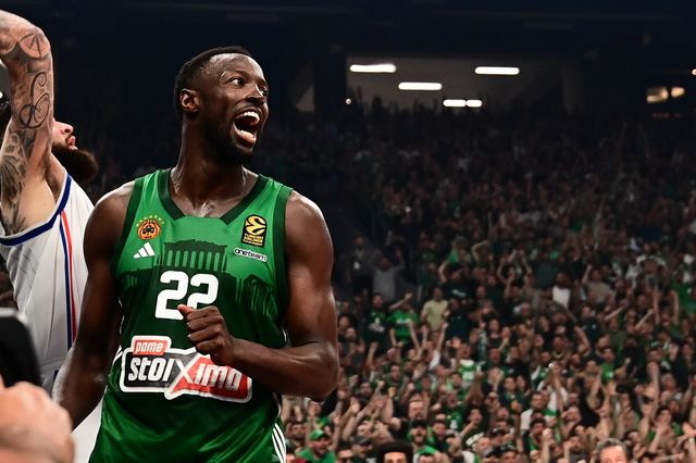 Παναθηναϊκός-Eφές 75-67: Πράσινη μαγεία στο καυτό ΟΑΚΑ και πρόκριση στο Final Four