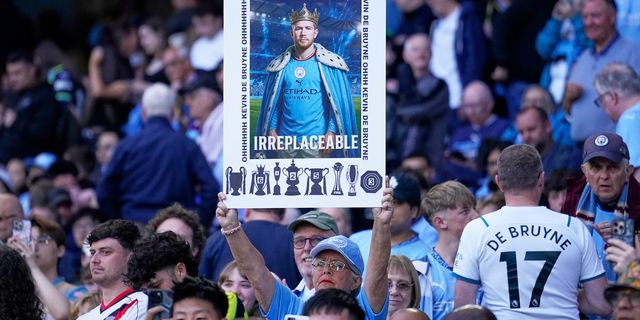 Μάντσεστερ Σίτι: Ο Ντε Μπρόινε θα γίνει άγαλμα έξω από το Έτιχαντ