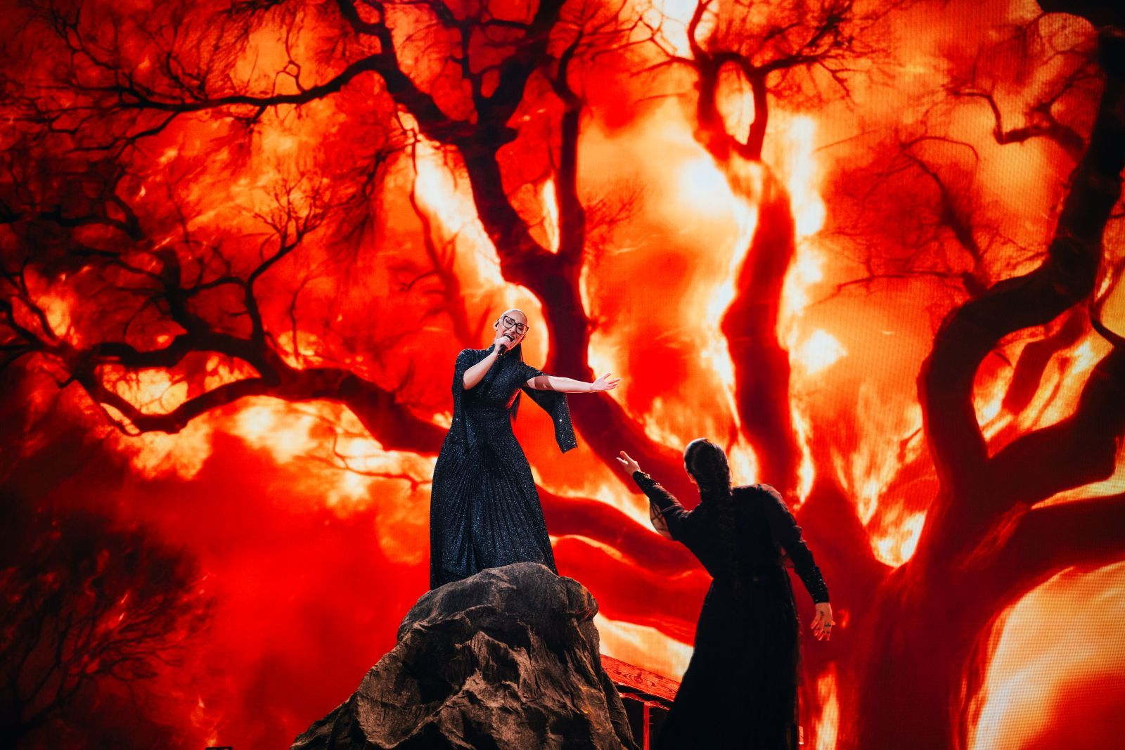 Η Κλαυδία στη σκηνή της Eurovision 2025