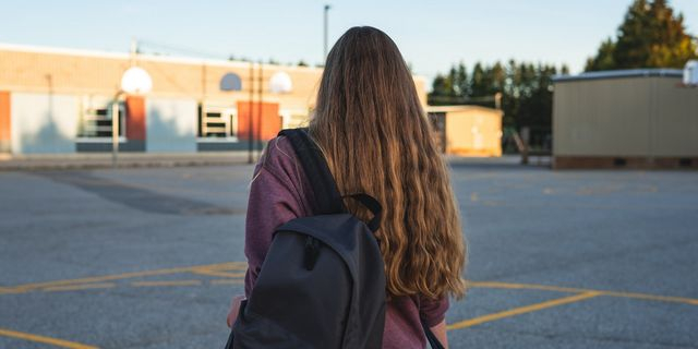 Μαρούσι: Συναγερμός για 40χρονο που παρενοχλεί ανήλικες