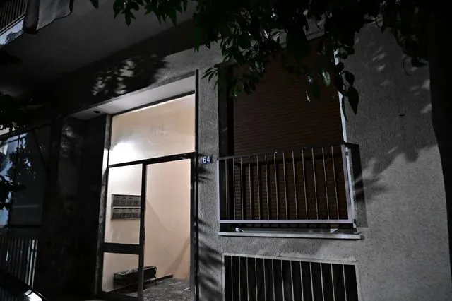 Νέος Κόσμος: Με πολλαπλά εγκαύματα η 15χρονη μετά την έκρηξη