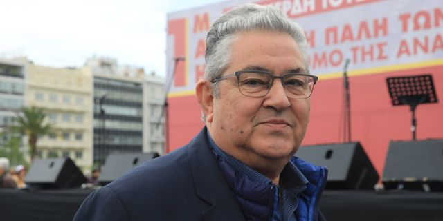 Κουτσούμπας για Πανελλήνιες: “Η ζωή και το μέλλον σας δε μετριέται μόνο με τα μόρια των εξετάσεων”