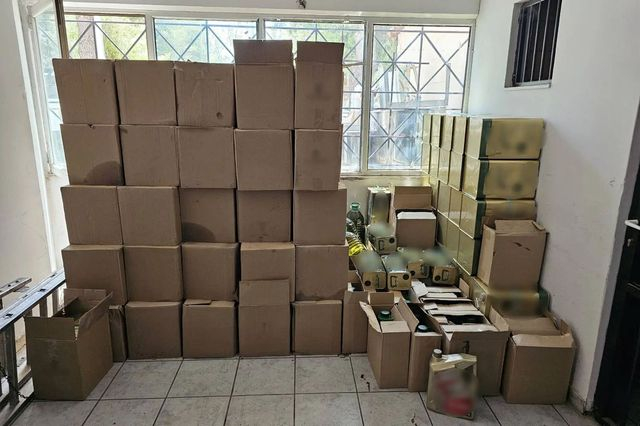 Τρεις συλλήψεις για εμπορία ελαιολάδου αμφιβόλου ποιότητας στο Ζεφύρι